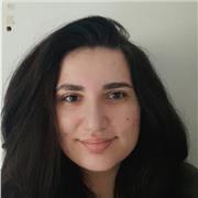 English tutor providing classes to beginners